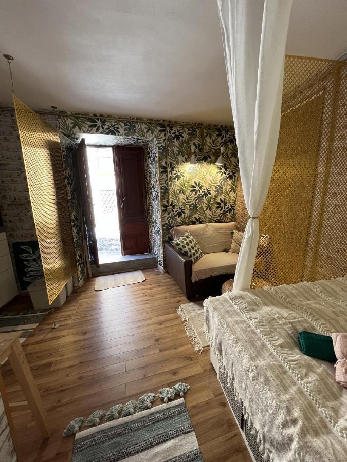 Lovely 1-Bedroom Studio In The Heart Of Old Part Of Termini Imerese Exterior photo